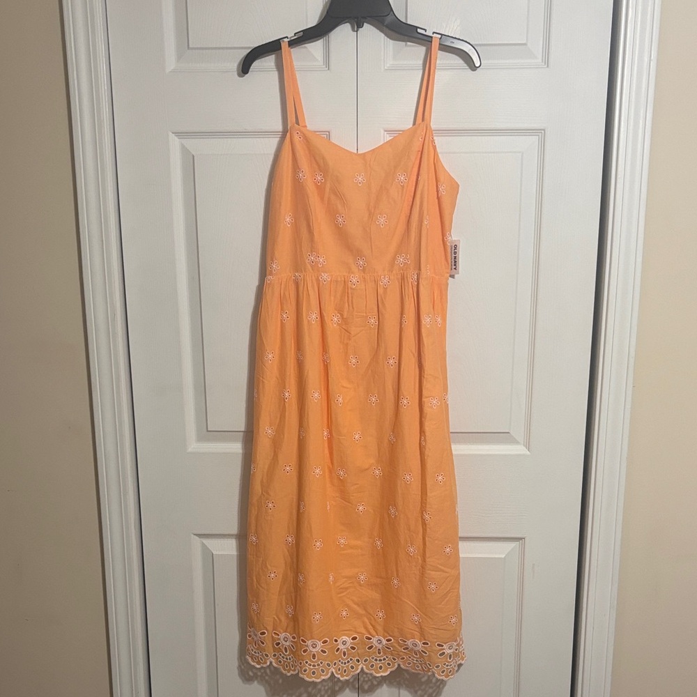 Old Navy Fit & Flare Eyelet Midi Dress - Picture 3 of 7